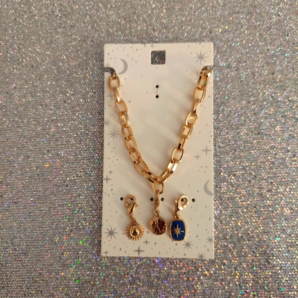 Old Navy  Gold-Tone Chain-Link Convertible Charm Bracelet for Women